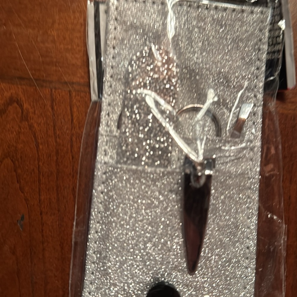 Mini nail kit - Picture 2 of 2